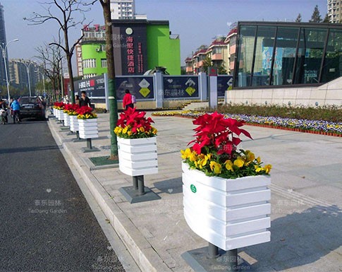 PVC微發(fā)泡花箱 PVC微發(fā)泡花箱