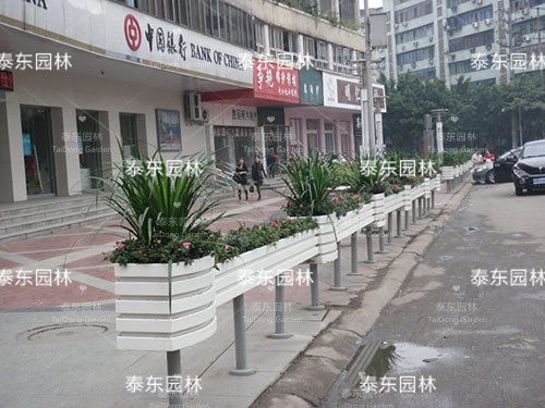 pvc道路隔離護欄花箱 pvc道路隔離護欄花箱