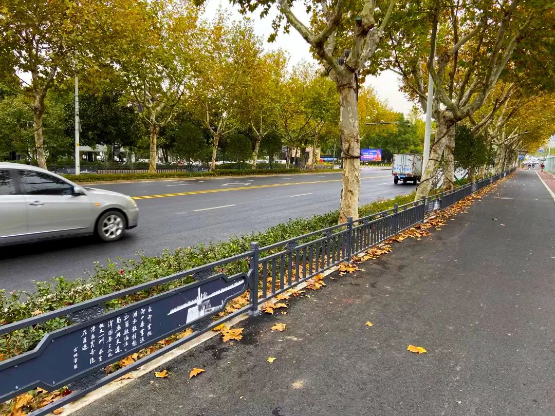 1689122656406756.jpeg 花箱